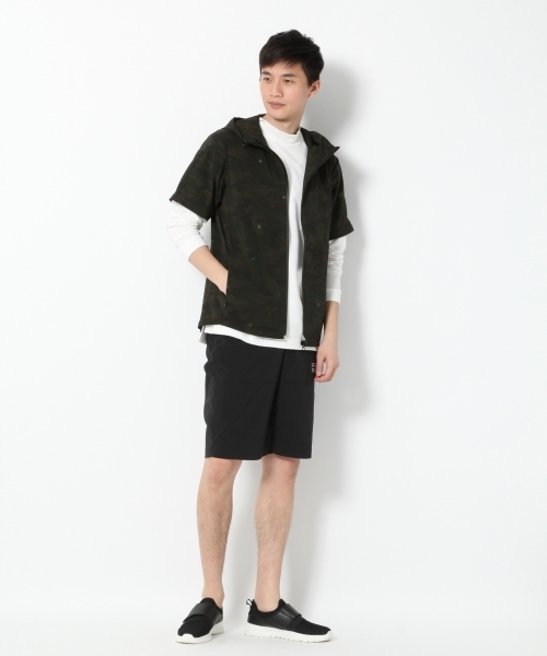GLOBAL WORK(グローバルワーク)の「ACTIVEウィンドアップパーカー Men/738820(その他アウター・メンズ・ブラック/カーキ・LARGE/MEDIUM)」の6枚目の写真
