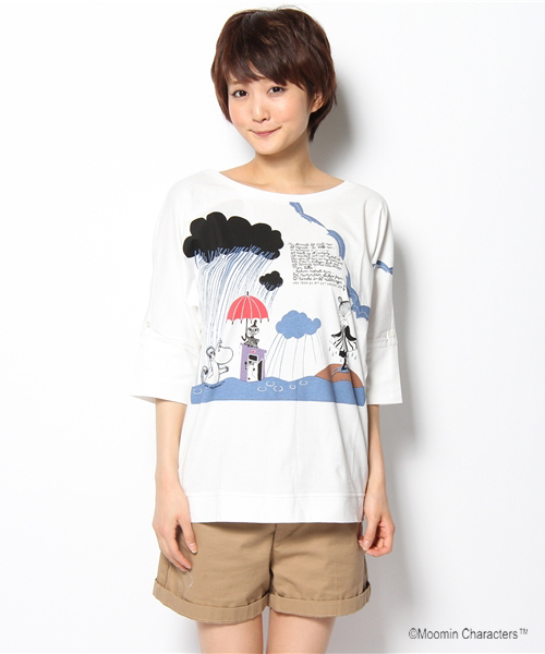 MELROSE claire(メルローズ クレール)の「ムーミンTシャツ The rainy day/Fishing(Tシャツ/カットソー・レディース・オフホワイト/ベージュ・FREE)」の3枚目の写真