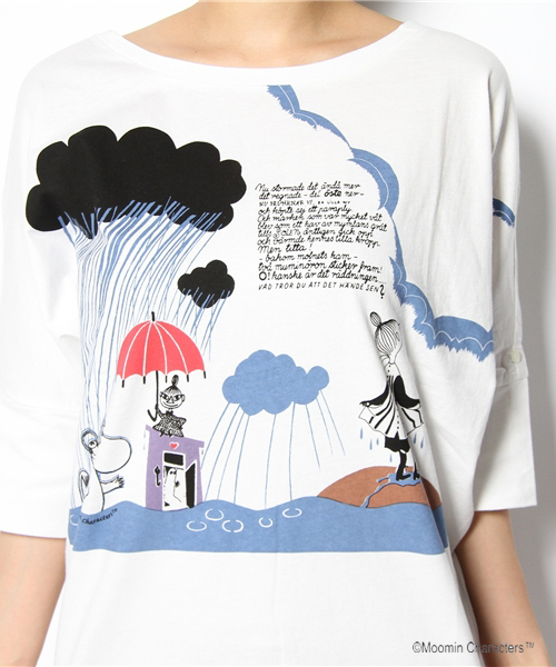 MELROSE claire(メルローズ クレール)の「ムーミンTシャツ The rainy day/Fishing(Tシャツ/カットソー・レディース・オフホワイト/ベージュ・FREE)」の5枚目の写真