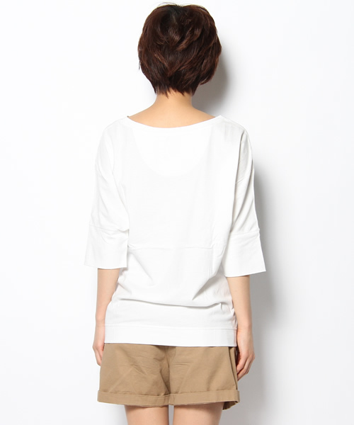 MELROSE claire(メルローズ クレール)の「ムーミンTシャツ The rainy day/Fishing(Tシャツ/カットソー・レディース・オフホワイト/ベージュ・FREE)」の13枚目の写真