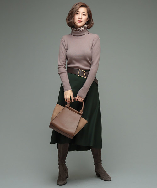 RIVE DROITE（リヴドロワ）の「ウォッシャブルウールタートルニット（ニット/セーター・レディース・オフホワイト/ブラック/モカ/レッド/ベージュ/グリーン/ローズ/ライトグレー・FREE）」の9枚目の写真