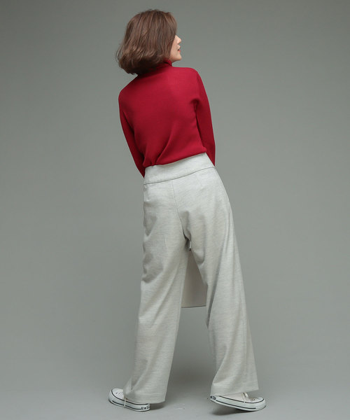 RIVE DROITE（リヴドロワ）の「ウォッシャブルウールタートルニット（ニット/セーター・レディース・オフホワイト/ブラック/モカ/レッド/ベージュ/グリーン/ローズ/ライトグレー・FREE）」の14枚目の写真