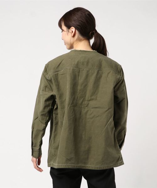 flower（フラワー）の「ノーカラーファティーグシャツ（ノーカラージャケット・レディース・カーキ・FREE）」の3枚目の写真