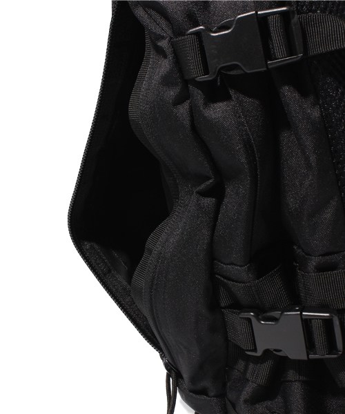 WHO'S WHO gallery(フーズフーギャラリー)の「【Hortmonn】アサルトバッグ(バックパック/リュック・メンズ・ブラック・FREE)」の6枚目の写真