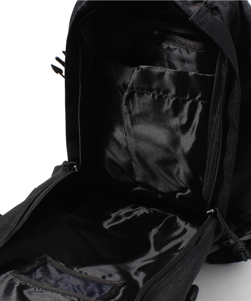 WHO'S WHO gallery(フーズフーギャラリー)の「【Hortmonn】アサルトバッグ(バックパック/リュック・メンズ・ブラック・FREE)」の7枚目の写真