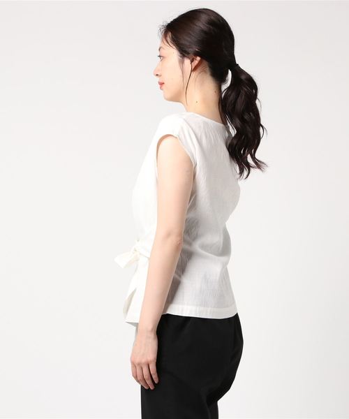TRUDEA(トルディア)の「麻調ウエストリボンブラウス(シャツ/ブラウス・レディース・ブラック/レッド/ベージュ/ホワイト/サックスブルー/ミント・MEDIUM/LARGE)」の8枚目の写真