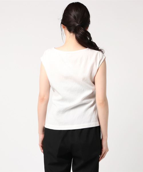 TRUDEA(トルディア)の「麻調ウエストリボンブラウス(シャツ/ブラウス・レディース・ブラック/レッド/ベージュ/ホワイト/サックスブルー/ミント・MEDIUM/LARGE)」の7枚目の写真