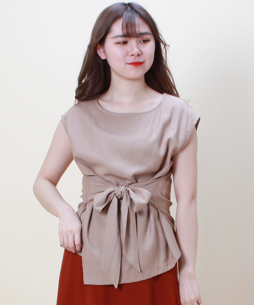 TRUDEA(トルディア)の「麻調ウエストリボンブラウス(シャツ/ブラウス・レディース・ブラック/レッド/ベージュ/ホワイト/サックスブルー/ミント・MEDIUM/LARGE)」の2枚目の写真