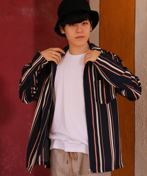 revertical（リバーティカル）の「ストライプ柄 ジップアップ ブルゾン 長袖ワークジャケット（ブルゾン・メンズ・ホワイト/ブラック/ネイビー・M/L）」の3枚目の写真
