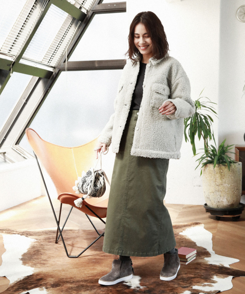 BAYFLOW(ベイフロー)の「ボアショートブルゾン(ブルゾン・レディース・キャメル/グレー・SMALL/MEDIUM)」の7枚目の写真