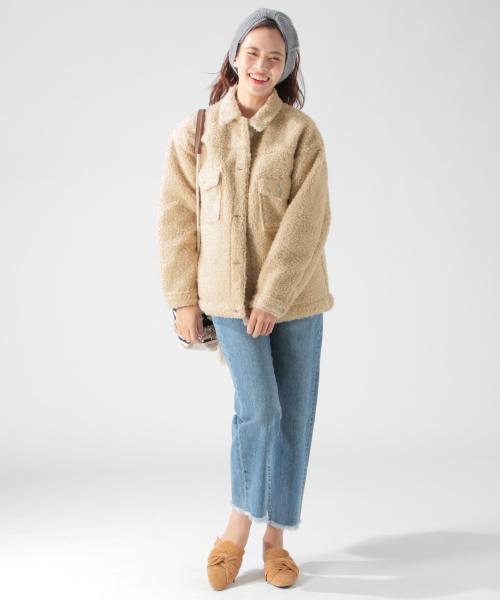 BAYFLOW(ベイフロー)の「ボアショートブルゾン(ブルゾン・レディース・キャメル/グレー・SMALL/MEDIUM)」の8枚目の写真