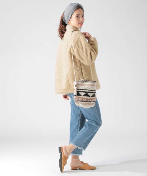 BAYFLOW(ベイフロー)の「ボアショートブルゾン(ブルゾン・レディース・キャメル/グレー・SMALL/MEDIUM)」の17枚目の写真