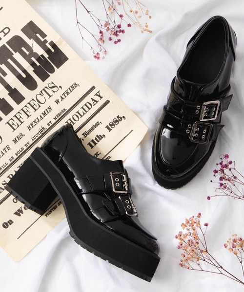 WEGO（ウィゴー）の「WEGO/ハトメベルト厚底ヒールシューズ（その他シューズ・レディース・ブラック/ブラック系その他/ワイン・MEDIUM/LARGE）」の2枚目の写真