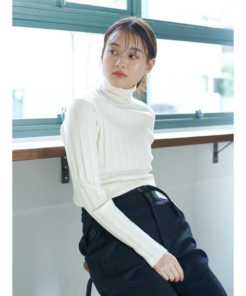 AMERICAN HOLIC（アメリカンホリック）の「針抜きテレコタートルネックニットプルオーバー　＊（ニット/セーター・レディース・マスタード/モカ/ブラック/グレー系その他2/グリーン/アイボリー/ホワイト系その他4/ブルー系その他2・M/L）」の9枚目の写真