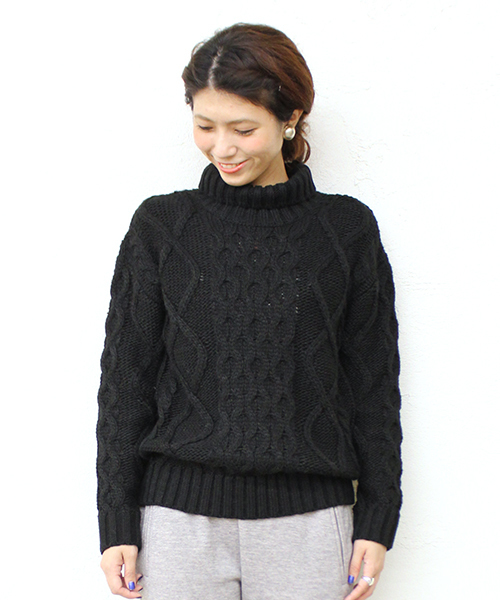 mystic（ミスティック）の「ケーブルタートルプルオーバー（ニット/セーター・レディース・オフホワイト/ブラック/パープル・FREE）」の3枚目の写真