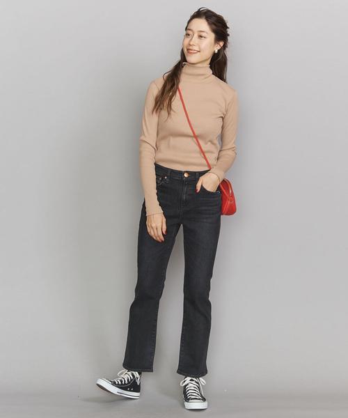 RED CARD TOKYO(レッドカード)の「<RED CARD>MARMALADE フレアデニムパンツо(デニムパンツ・レディース・ブラック/ネイビー・24/23)」の8枚目の写真