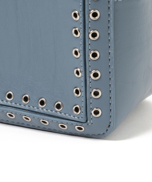 PAGEBOY（ページボーイ）の「ハトメスクエアショルダー（ショルダーバッグ・レディース・ホワイト/ブラック/ブルー・FREE）」の13枚目の写真
