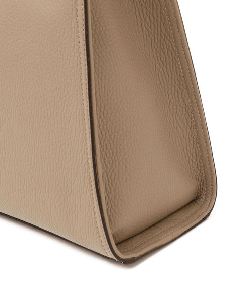 SHIPS（シップス）の「CAROL J.:2WAYハンドルトート (M)（ショルダーバッグ・レディース・グレー/オフホワイト・ONE SIZE）」の11枚目の写真