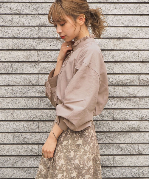 tiptop（ティップトップ）の「ヘンリーネックボリューム袖ブラウス（シャツ/ブラウス・レディース・オフホワイト/ブラック/ブラウン/グリーン/ブルー/B/A/パープル・FREE）」の19枚目の写真