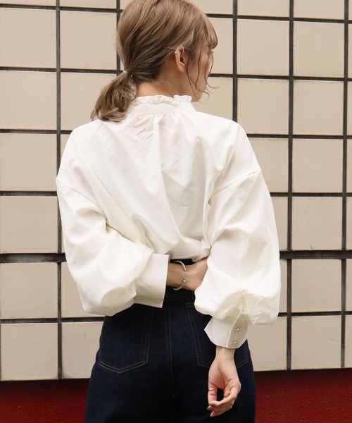 tiptop（ティップトップ）の「ヘンリーネックボリューム袖ブラウス（シャツ/ブラウス・レディース・オフホワイト/ブラック/ブラウン/グリーン/ブルー/B/A/パープル・FREE）」の12枚目の写真