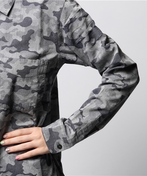 ROSE BUD（ローズバッド）の「S-LSH-14203 CAMOUFLAGE L/S（シャツ/ブラウス・レディース・ブラック/カーキ・ONE SIZE）」の6枚目の写真