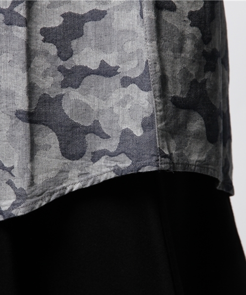 ROSE BUD（ローズバッド）の「S-LSH-14203 CAMOUFLAGE L/S（シャツ/ブラウス・レディース・ブラック/カーキ・ONE SIZE）」の4枚目の写真