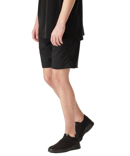 SOPHNET.（ソフネット）の「SLIM FIT BASIC SHORTS（その他パンツ・メンズ・チャコールグレー/ブラック・SMALL/MEDIUM/LARGE/X-LARGE）」の4枚目の写真