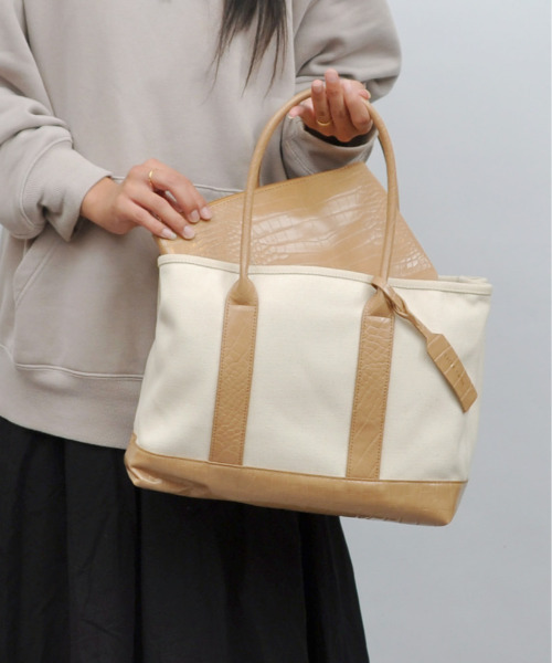 cache cache(カシュ カシュ)の「カシュカシュ cachecache / パーテーションキャンバストートバッグL(トートバッグ・レディース・レンガ/カモフラージュ/グレー系その他/ブルー系その他/ホワイト系その他/オレンジ/グリーン/ブルー/グリーン系その他/ブラック系その他/ブラック系その他2・FREE)」の2枚目の写真