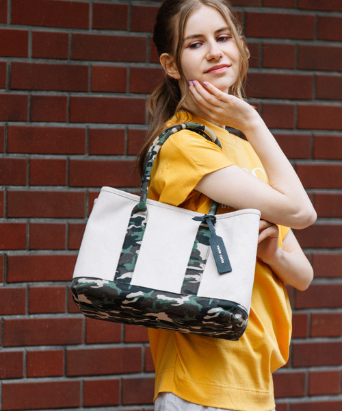 cache cache(カシュ カシュ)の「カシュカシュ cachecache / パーテーションキャンバストートバッグL(トートバッグ・レディース・レンガ/カモフラージュ/グレー系その他/ブルー系その他/ホワイト系その他/オレンジ/グリーン/ブルー/グリーン系その他/ブラック系その他/ブラック系その他2・FREE)」の11枚目の写真