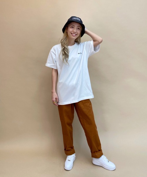 RVCA（ルーカ）の「【ムラサキスポーツ別注】RVCA/ルーカ   ビッグシルエット  バックプリントＴシャツ   BB043-P03（Tシャツ/カットソー・レディース・ホワイト/ブラック/パープル/ベージュ/グリーン・M/L/S）」の19枚目の写真
