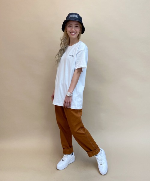 RVCA（ルーカ）の「【ムラサキスポーツ別注】RVCA/ルーカ   ビッグシルエット  バックプリントＴシャツ   BB043-P03（Tシャツ/カットソー・レディース・ホワイト/ブラック/パープル/ベージュ/グリーン・M/L/S）」の6枚目の写真