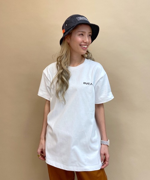 RVCA（ルーカ）の「【ムラサキスポーツ別注】RVCA/ルーカ   ビッグシルエット  バックプリントＴシャツ   BB043-P03（Tシャツ/カットソー・レディース・ホワイト/ブラック/パープル/ベージュ/グリーン・M/L/S）」の16枚目の写真