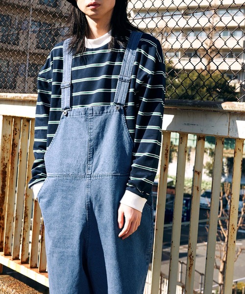 BASQUE magenta（バスクマゼンタ）の「オーバーサイズオーバーオール