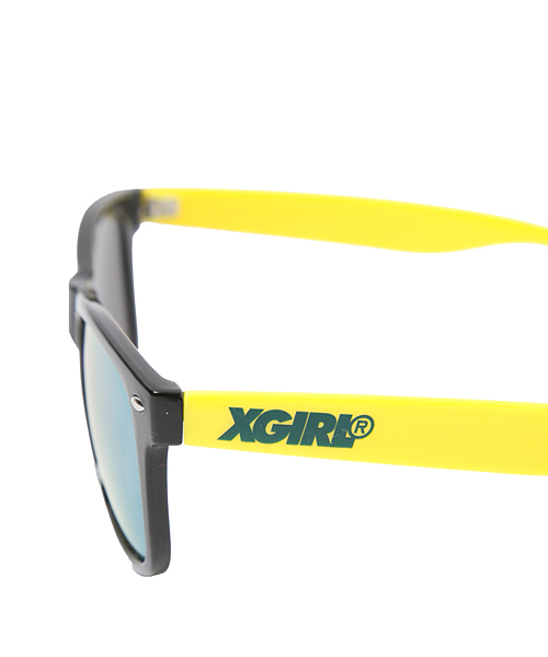 X-girl（エックスガール）の「【mini7月号掲載】PLASTIC SUNGLASSES MIRROR（サングラス・レディース・レッド/イエロー/グリーン・ONE SIZE）」の7枚目の写真