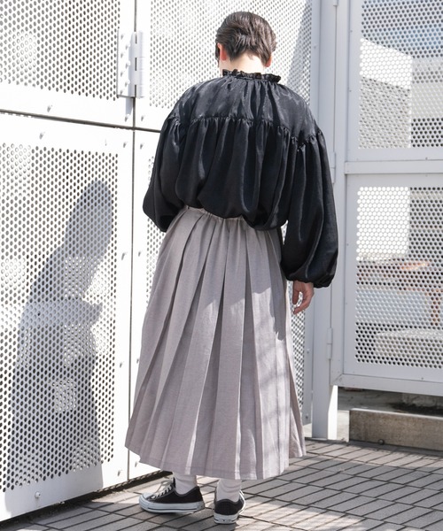 kutir（クティール）の「サテンフリルハイネックブラウス（シャツ/ブラウス・レディース・ライトブルー/ブラック/アイボリー・FREE）」の13枚目の写真