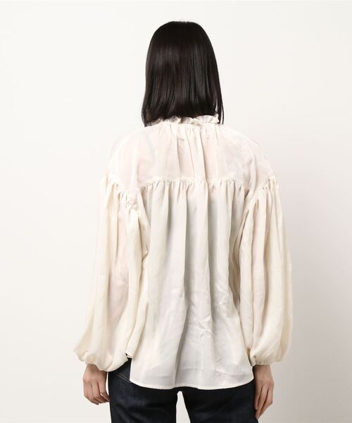 kutir（クティール）の「サテンフリルハイネックブラウス（シャツ/ブラウス・レディース・ライトブルー/ブラック/アイボリー・FREE）」の21枚目の写真