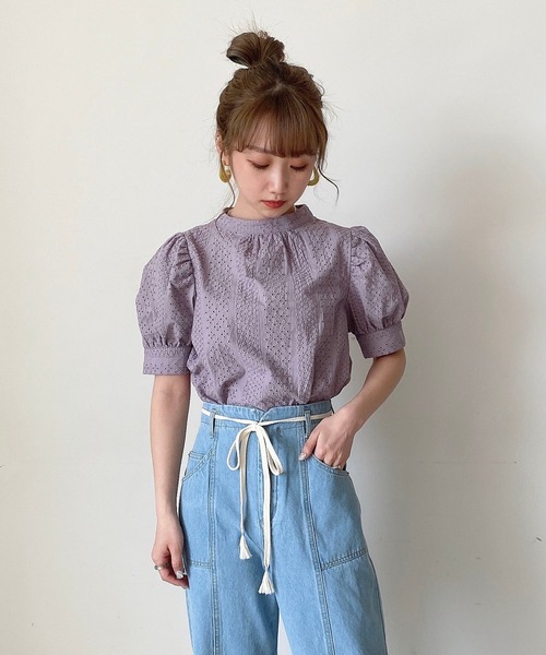 FREE'S MART（フリーズマート）の「エンブロイダリーバックボタン半袖ブラウス（シャツ/ブラウス・レディース・ホワイト/ブラック/パープル・FREE）」の6枚目の写真