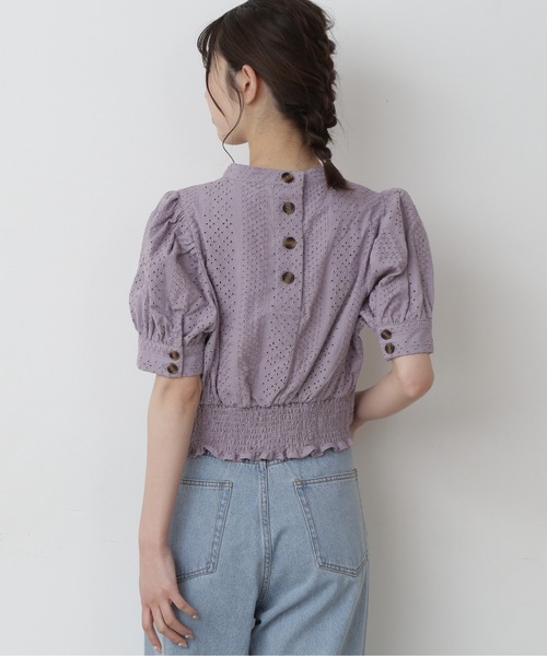 FREE'S MART（フリーズマート）の「エンブロイダリーバックボタン半袖ブラウス（シャツ/ブラウス・レディース・ホワイト/ブラック/パープル・FREE）」の19枚目の写真