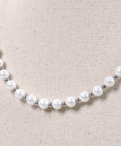 SPINNS（スピンズ）の「パールネックレス/50cm/ユニセックス（ネックレス・メンズ・ホワイト/ブラック・ONESIZE）」の3枚目の写真