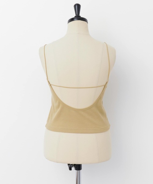 KBF（ケイビーエフ）の「バックオープンブラキャミソール（キャミソール・レディース・ブラック/ベージュ/アイボリー・38/36）」の13枚目の写真