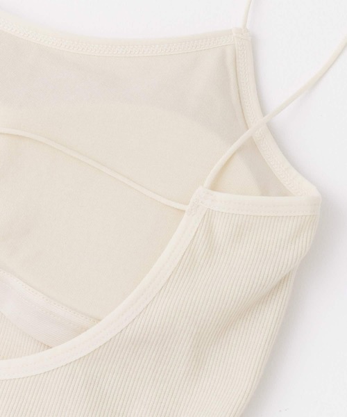 KBF（ケイビーエフ）の「バックオープンブラキャミソール（キャミソール・レディース・ブラック/ベージュ/アイボリー・38/36）」の14枚目の写真