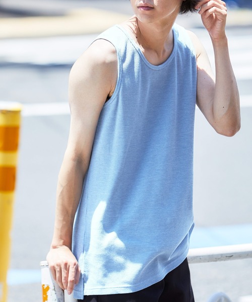 MONO-MART（モノマート）の「ワッフルレイヤードオーバーロングタンクトップ（タンクトップ・メンズ・ブラック/ベージュ/ネイビー/カーキ/アイボリー/ヘザーグレー/グリーン系その他/ブルー系その他/パープル系その他/チャコール・S/M/L）」の9枚目の写真