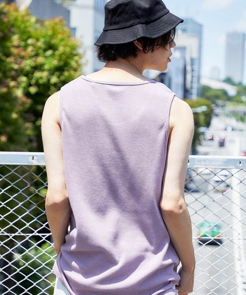 MONO-MART（モノマート）の「ワッフルレイヤードオーバーロングタンクトップ（タンクトップ・メンズ・ブラック/ベージュ/ネイビー/カーキ/アイボリー/ヘザーグレー/グリーン系その他/ブルー系その他/パープル系その他/チャコール・S/M/L）」の17枚目の写真