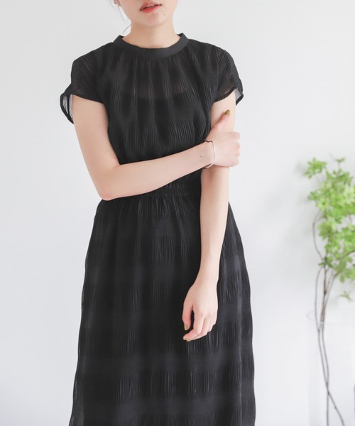 SENSE OF PLACE by URBAN RESEARCH（センスオブプレイスバイアーバンリサーチ）の「マジョリカプリーツウエストマークワンピース（ワンピース・レディース・ミント/ブラック/グレー・ONE）」の2枚目の写真