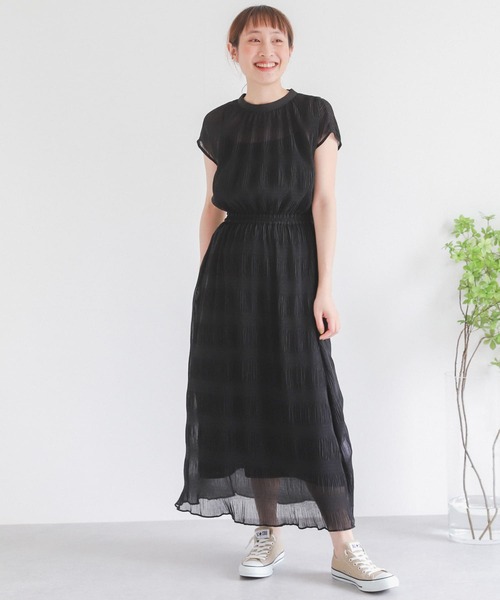 SENSE OF PLACE by URBAN RESEARCH（センスオブプレイスバイアーバンリサーチ）の「マジョリカプリーツウエストマークワンピース（ワンピース・レディース・ミント/ブラック/グレー・ONE）」の16枚目の写真