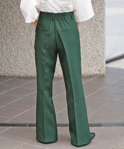 tiptop（ティップトップ）の「【2サイズ展開】フロントスリットセミフレアスラックス【web限定アイテム・セットアップ対応】（スラックス・レディース・ブラック/ブラウン/グリーン/アイボリー/グリーン系その他/ダークブラウン・S/M）」の9枚目の写真