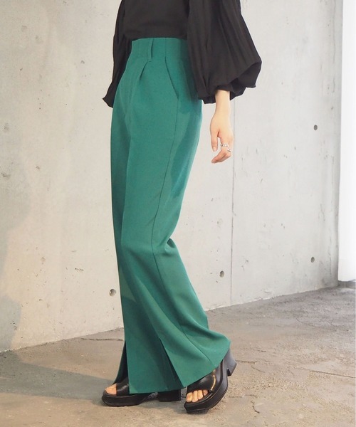 tiptop（ティップトップ）の「【2サイズ展開】フロントスリットセミフレアスラックス【web限定アイテム・セットアップ対応】（スラックス・レディース・ブラック/ブラウン/グリーン/アイボリー/グリーン系その他/ダークブラウン・S/M）」の12枚目の写真