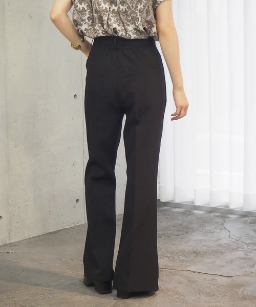 tiptop（ティップトップ）の「【2サイズ展開】フロントスリットセミフレアスラックス【web限定アイテム・セットアップ対応】（スラックス・レディース・ブラック/ブラウン/グリーン/アイボリー/グリーン系その他/ダークブラウン・S/M）」の21枚目の写真