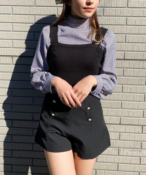Loueme(ルエム)の「ゴールドボタンハイウエストショートパンツ(その他パンツ・レディース・ブラック/ベージュ/アイボリー・M)」の14枚目の写真