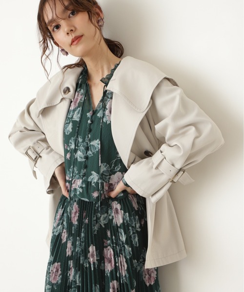 JILL STUART(ジルスチュアート)の「◆テオショートトレンチコート(トレンチコート・レディース・ベージュ/ブラウン・MEDIUM/SMALL)」の2枚目の写真